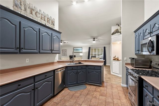 7908 Lake Sherwood, Northport, AL 35473