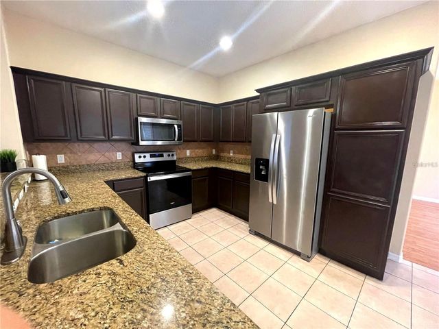 2554 SAND ARBOR CIRCLE, Orlando, FL 32824