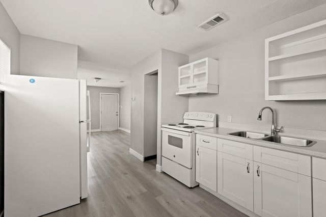 7815 Glass Street, Houston, TX 77016