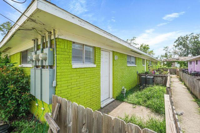 7815 Glass Street, Houston, TX 77016