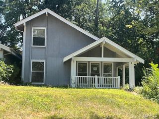 1454 Pine Row Court, St Louis, MO 63146