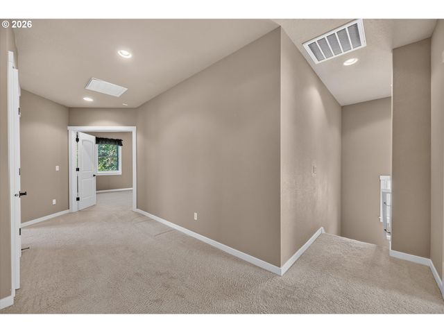 14745 Sw 149TH Ter, Tigard, OR 97224