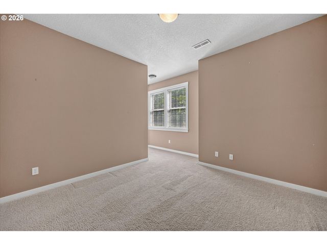 14745 Sw 149TH Ter, Tigard, OR 97224