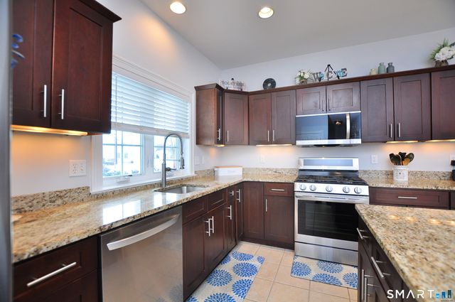 19 Steeple Chase Road 19, East Windsor, CT 06088