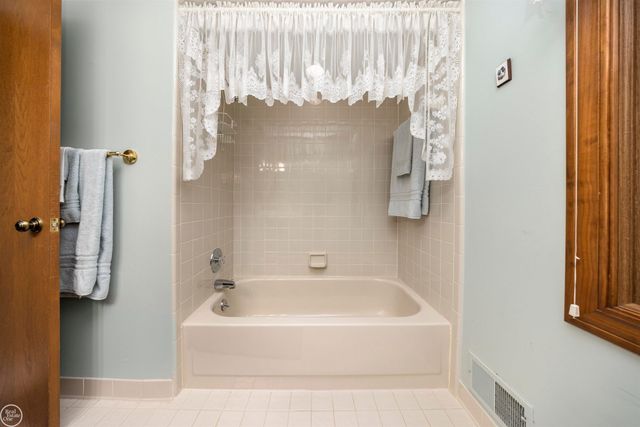 41777 Pon Meadow Court, Northville Twp, MI 48168