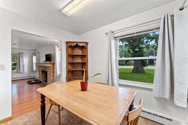 1636 LOST DAUPHIN ROAD, De Pere, WI 54115