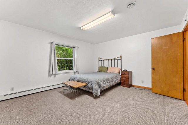 1636 LOST DAUPHIN ROAD, De Pere, WI 54115
