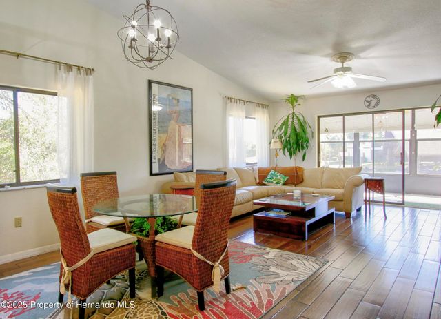 6502 River Run Boulevard, Weeki Wachee, FL 34607