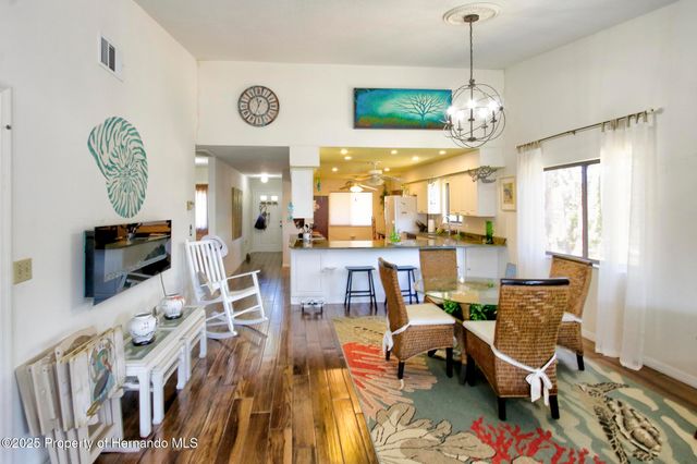 6502 River Run Boulevard, Weeki Wachee, FL 34607