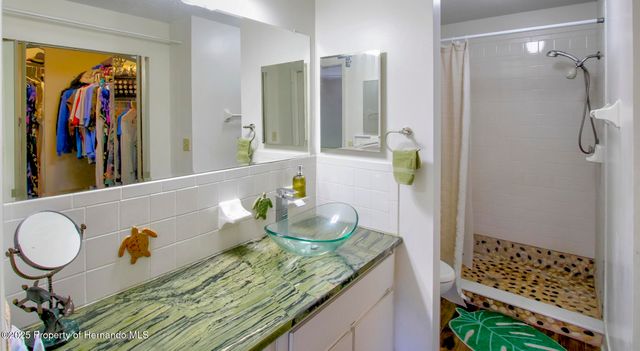 6502 River Run Boulevard, Weeki Wachee, FL 34607