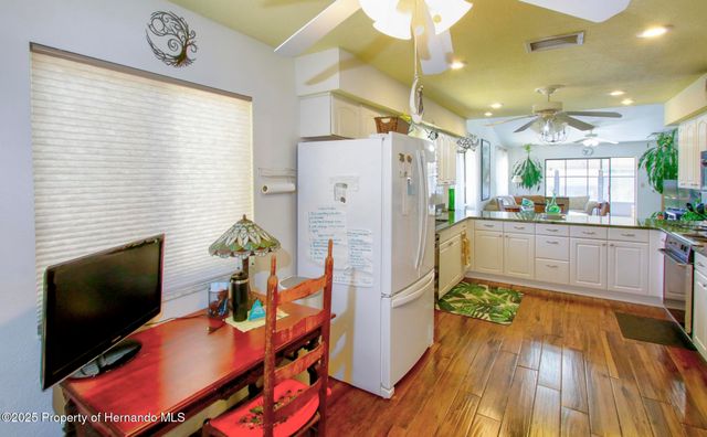 6502 River Run Boulevard, Weeki Wachee, FL 34607