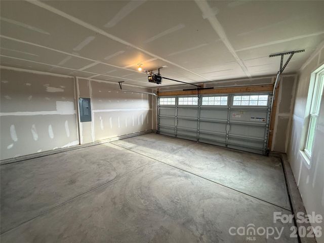 3266 Eller Drive Extension, Hickory, NC 28602