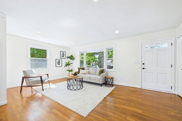 109 Easton Street, New Bedford, MA 02746