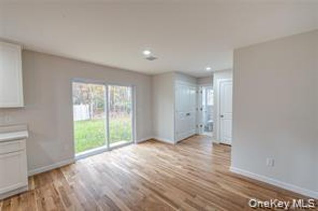 4 Forest Avenue, Port Jefferson Station, NY 11776