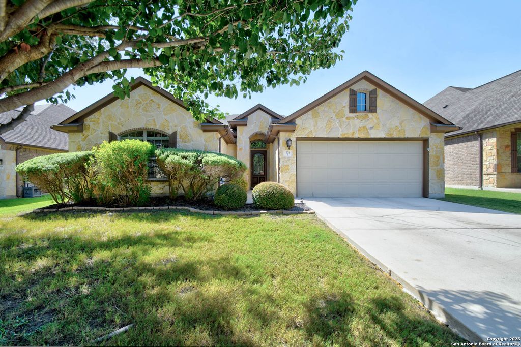 374 Pecan Meadows, New Braunfels, TX 78130