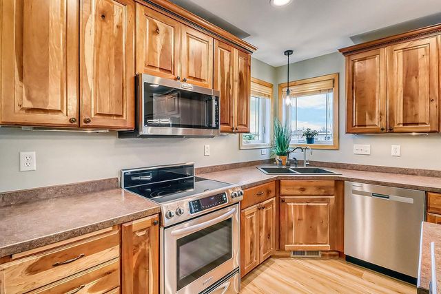 23672 Highland Trail, Fergus Falls, MN 56537