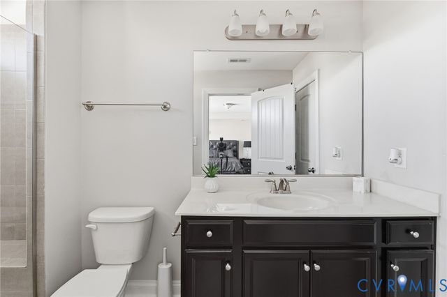 17004 Gossamer Dr, Moseley, VA 23120