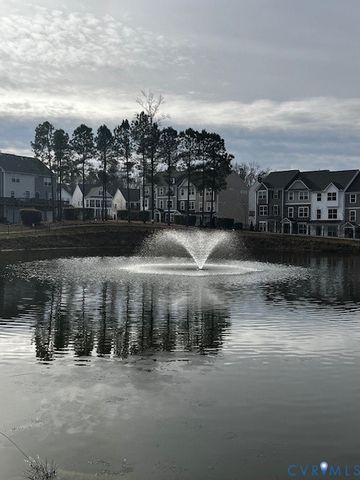 17004 Gossamer Dr, Moseley, VA 23120