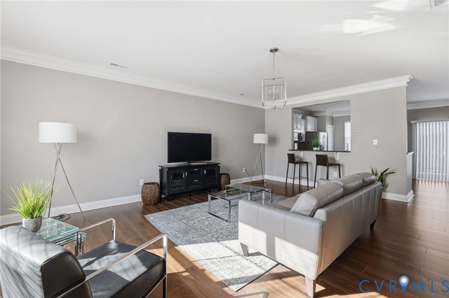 17004 Gossamer Dr, Moseley, VA 23120