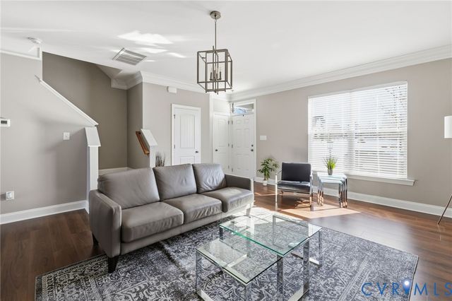 17004 Gossamer Dr, Moseley, VA 23120