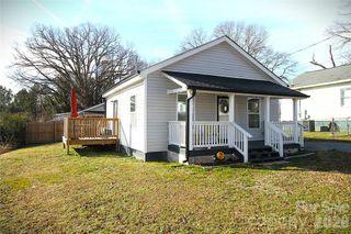 112 E Hartford Avenue E, Bessemer City, NC 28016