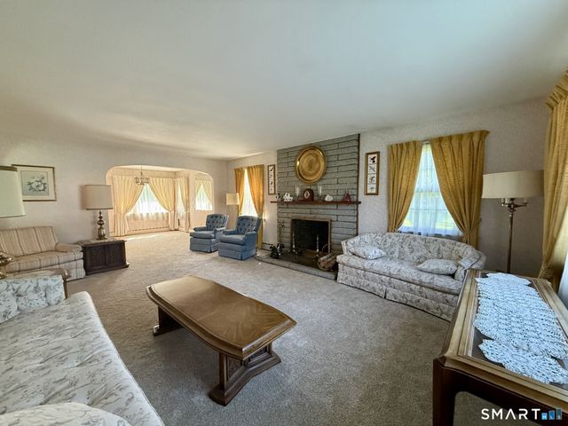 347 Fairlea Road, Orange, CT 06477