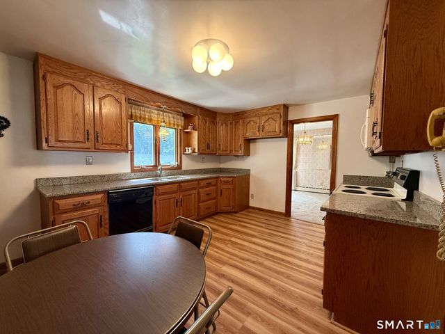 347 Fairlea Road, Orange, CT 06477