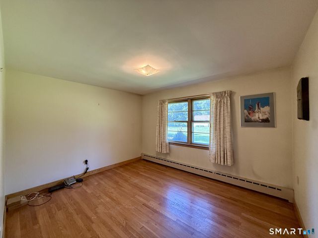 347 Fairlea Road, Orange, CT 06477