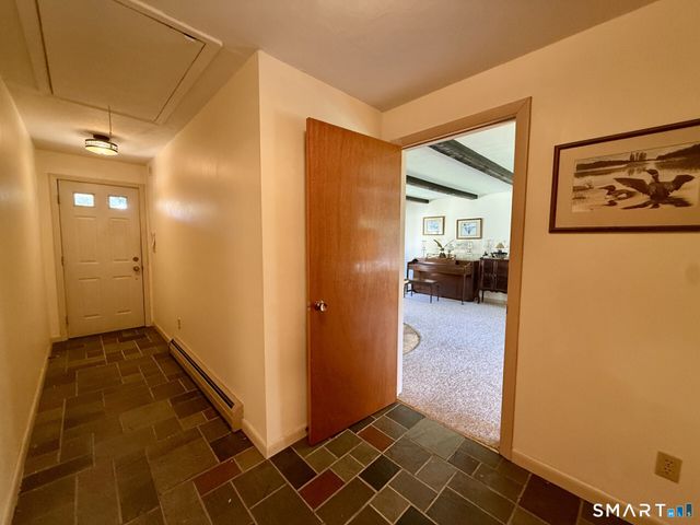 347 Fairlea Road, Orange, CT 06477