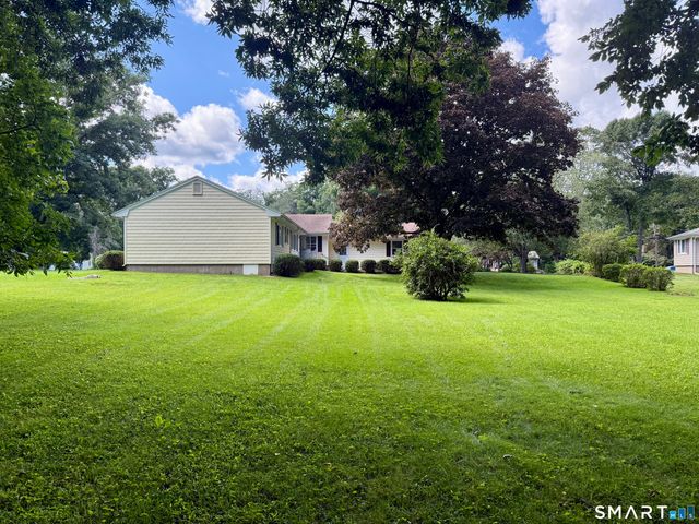 347 Fairlea Road, Orange, CT 06477