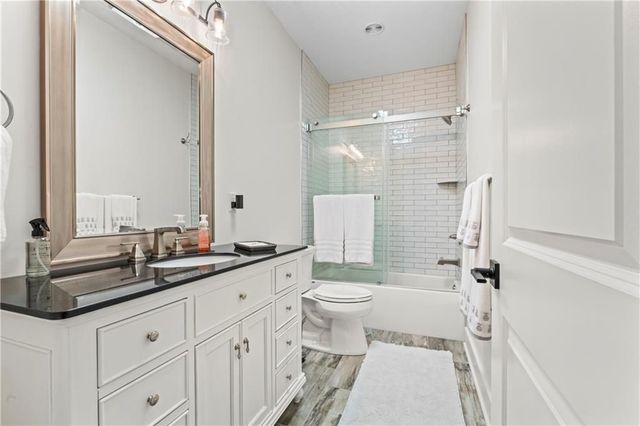 16 Barrington Court, Monaca, PA 15061