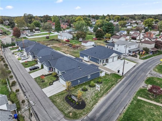 16 Barrington Court, Monaca, PA 15061
