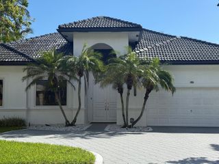 830 Bailey Street, Boca Raton, FL 33487