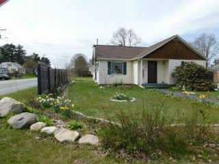 15 Breezy Lane, Chester, VT 05143