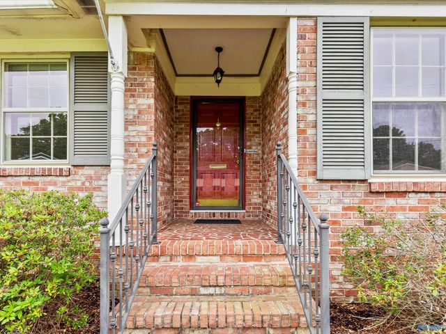 816 Mira Vista Drive SE, Huntsville, AL 35802