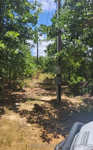 181103 W Sherman Road, Moyers, OK 74557