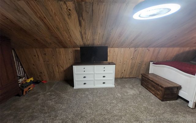 181103 W Sherman Road, Moyers, OK 74557