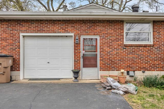 5000 Marchant Drive, Nashville, TN 37211