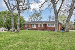 5000 Marchant Drive, Nashville, TN 37211