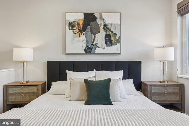 804 FERNON ST, Philadelphia, PA 19148