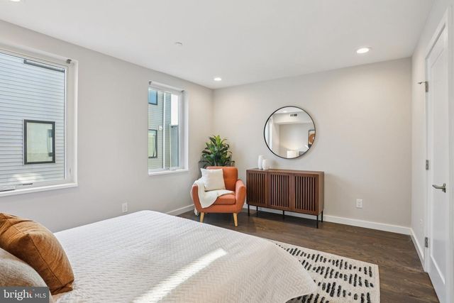 804 FERNON ST, Philadelphia, PA 19148