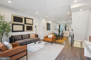 804 FERNON ST, Philadelphia, PA 19148