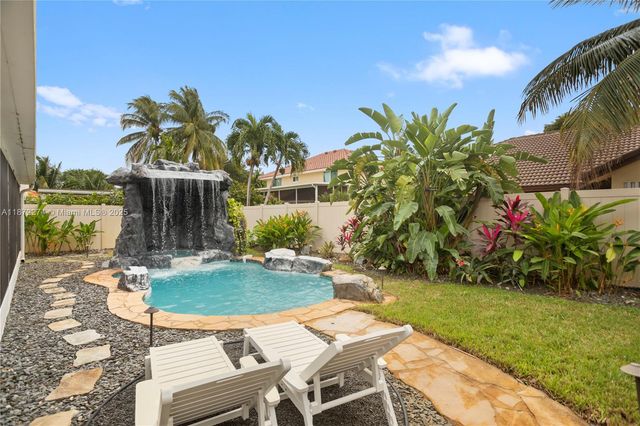 14410 Sumter Mnr, Davie, FL 33325
