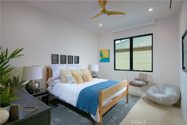 521 Angelita, Corona Del Mar, CA 92625