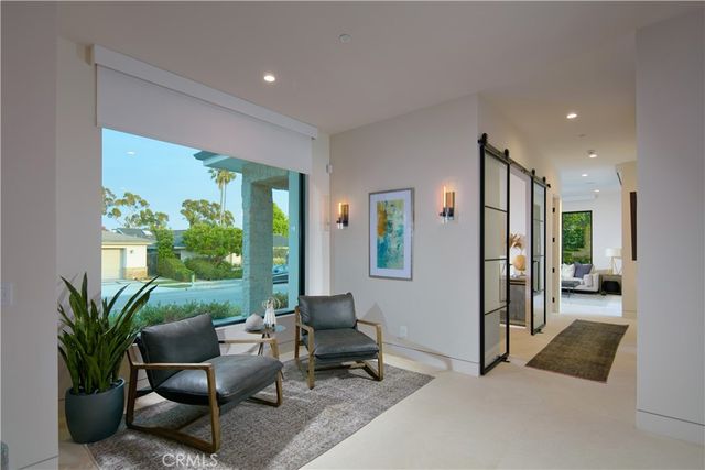 521 Angelita, Corona Del Mar, CA 92625