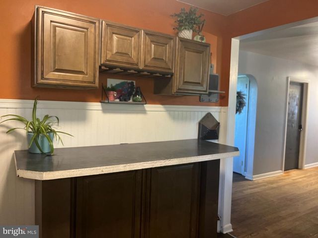 953 IVY DR, Lancaster, PA 17601