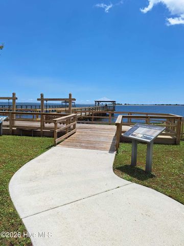 415 Cades Trail, Southport, NC 28461