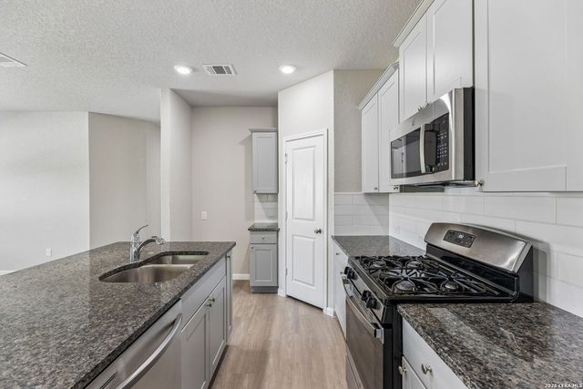 13131 THYME WAY, St.hedwig, TX 78152