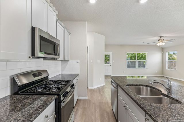 13131 THYME WAY, St.hedwig, TX 78152