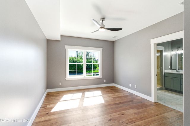 1008 Rowan Creek Dr, Bardstown, KY 40004